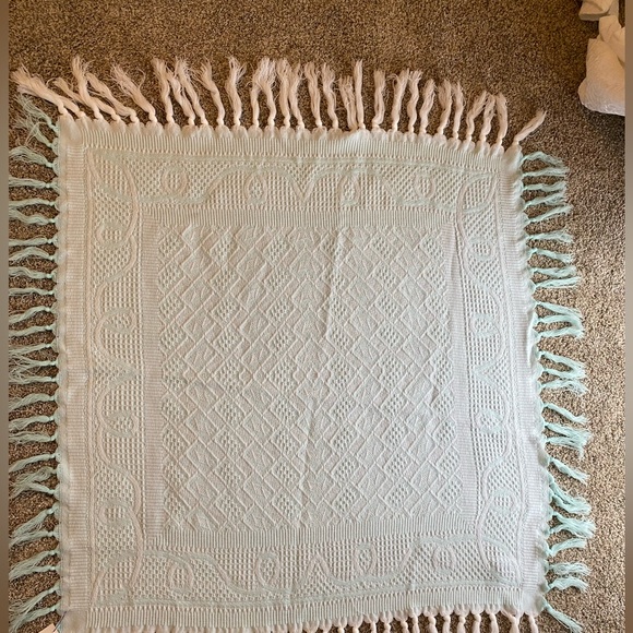 Blue bird knit company baby blanket - Picture 3 of 5